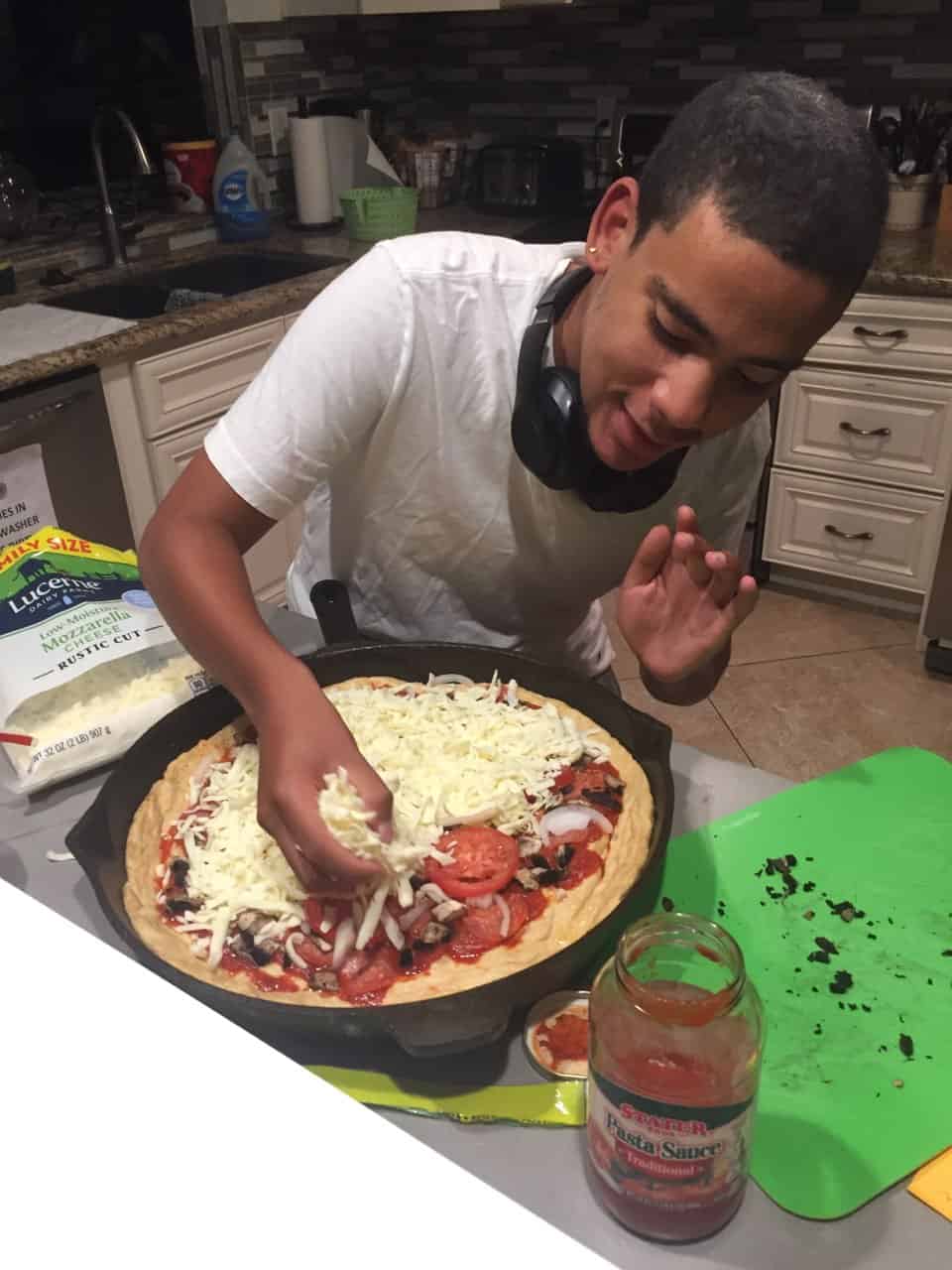 jacob-cast-iron-pizza-2